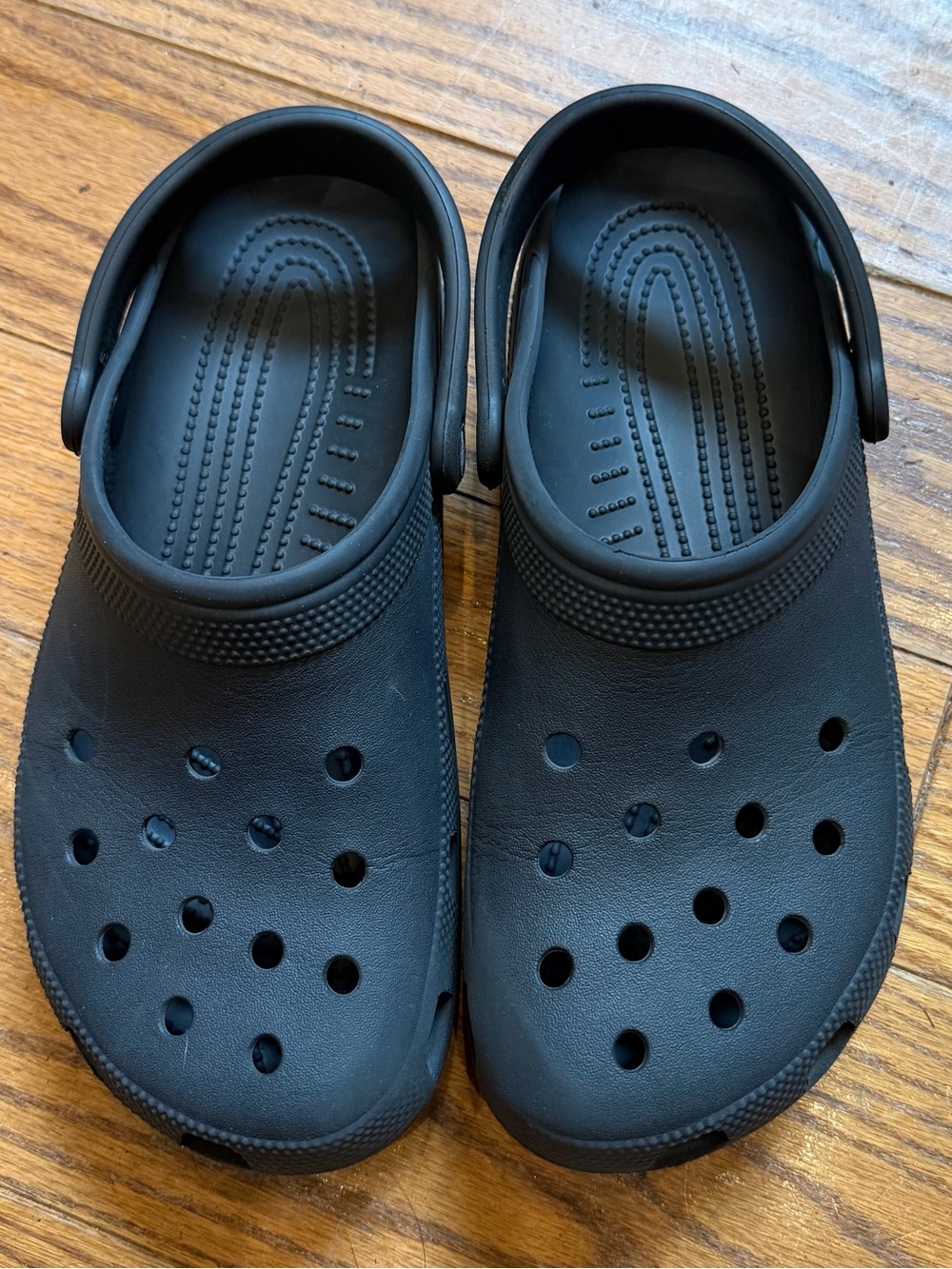 Crocs Black Clog Sandals Comfortable Lightweight Slip-On Footwear Men 9 Women 11